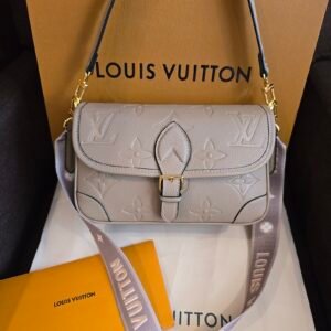 Louis Vuitton bolsa Diane piel Monogram Empreinte crema