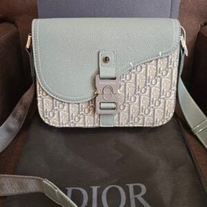 Dior bolsa Small Saddle Messenger lona Oblique con solapa verde salvia