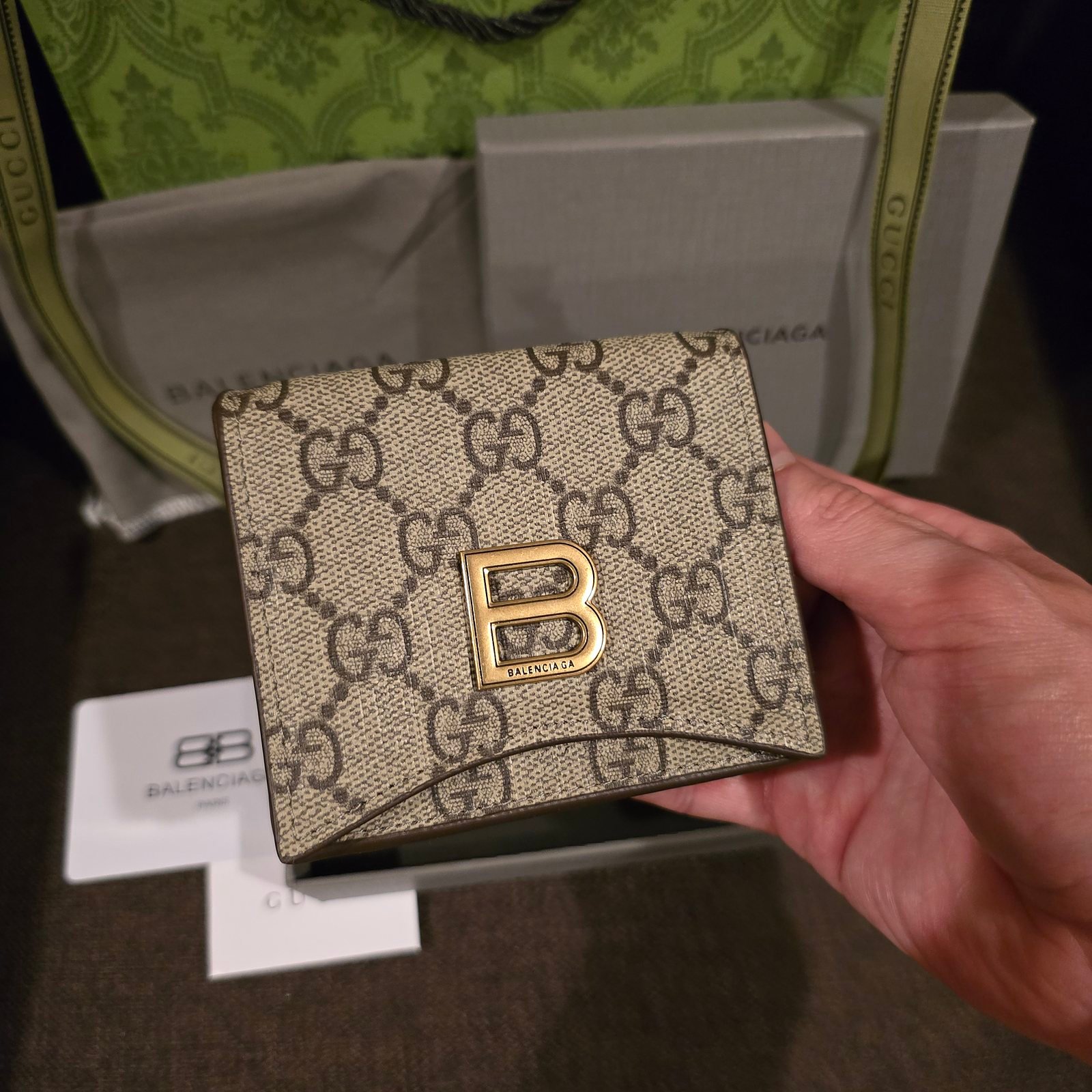 Gucci x Balenciaga tarjetero GG Supreme con logotipo BB - Imagen 2