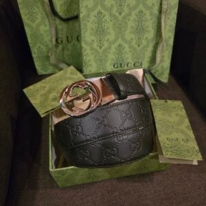 Gucci cinturón Guccissima con hebilla Interlocking G plateada