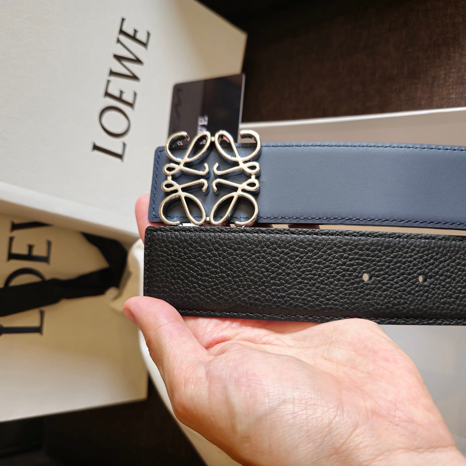 Loewe cinturón Anagrama reversible azul y negro hebilla plateada - Imagen 2