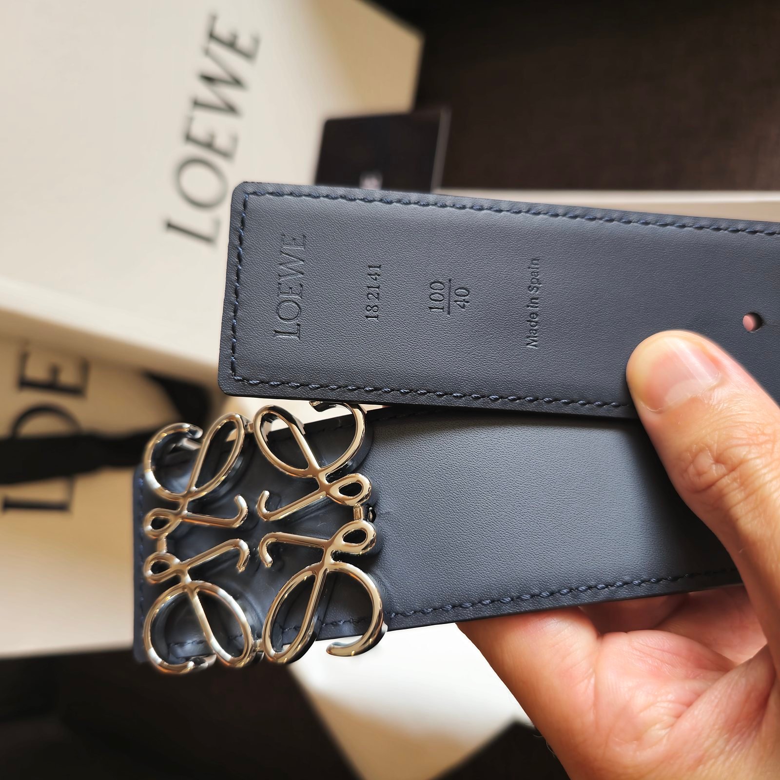 Loewe cinturón Anagrama reversible azul y negro hebilla plateada - Imagen 3