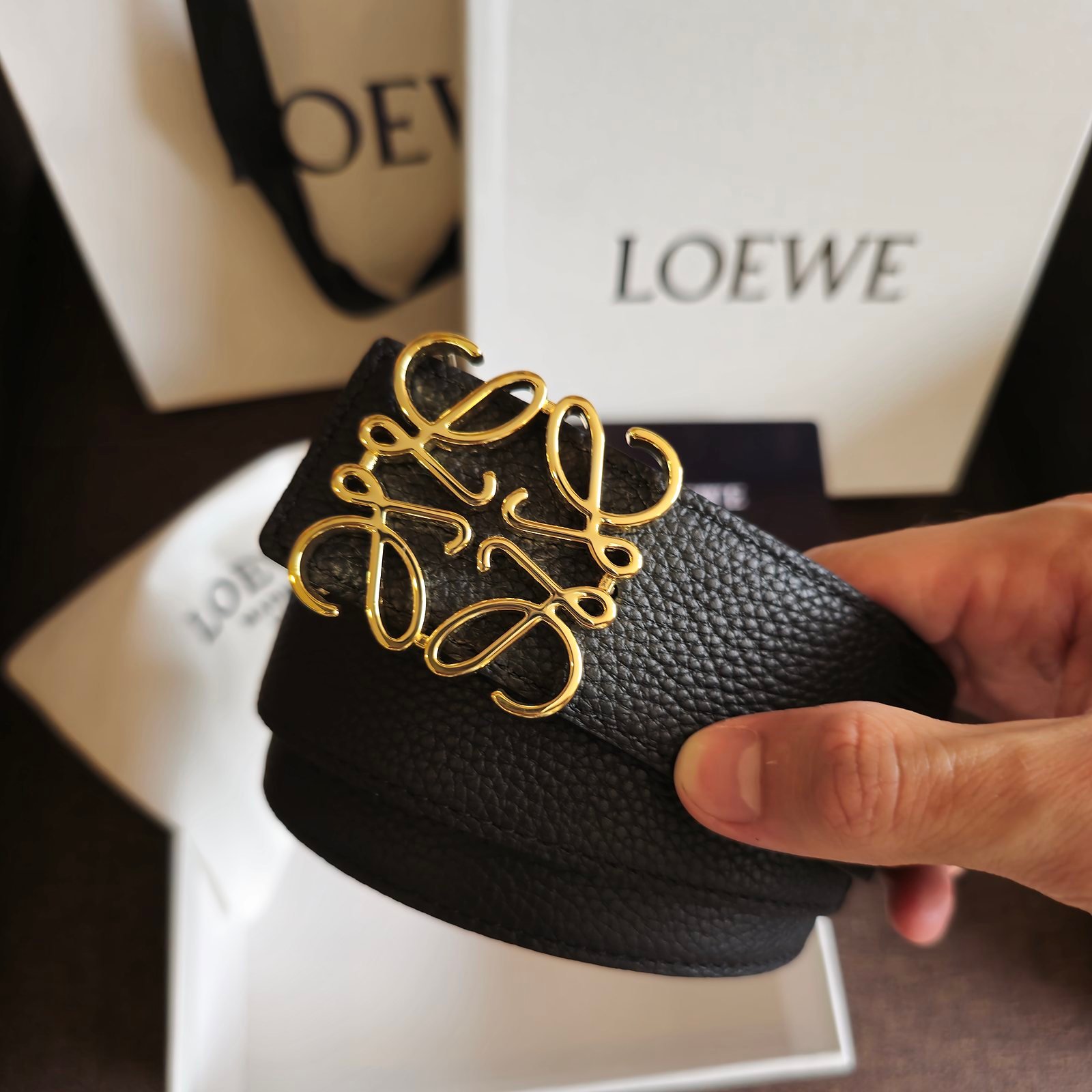 Loewe cinturón Anagrama reversible negro y azul hebilla dorada - Imagen 3