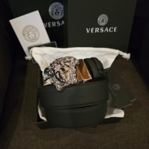 Versace cinturón Medusa piel negra hebilla plateada