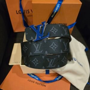 Louis Vuitton cinturón reversible Monogram Eclipse