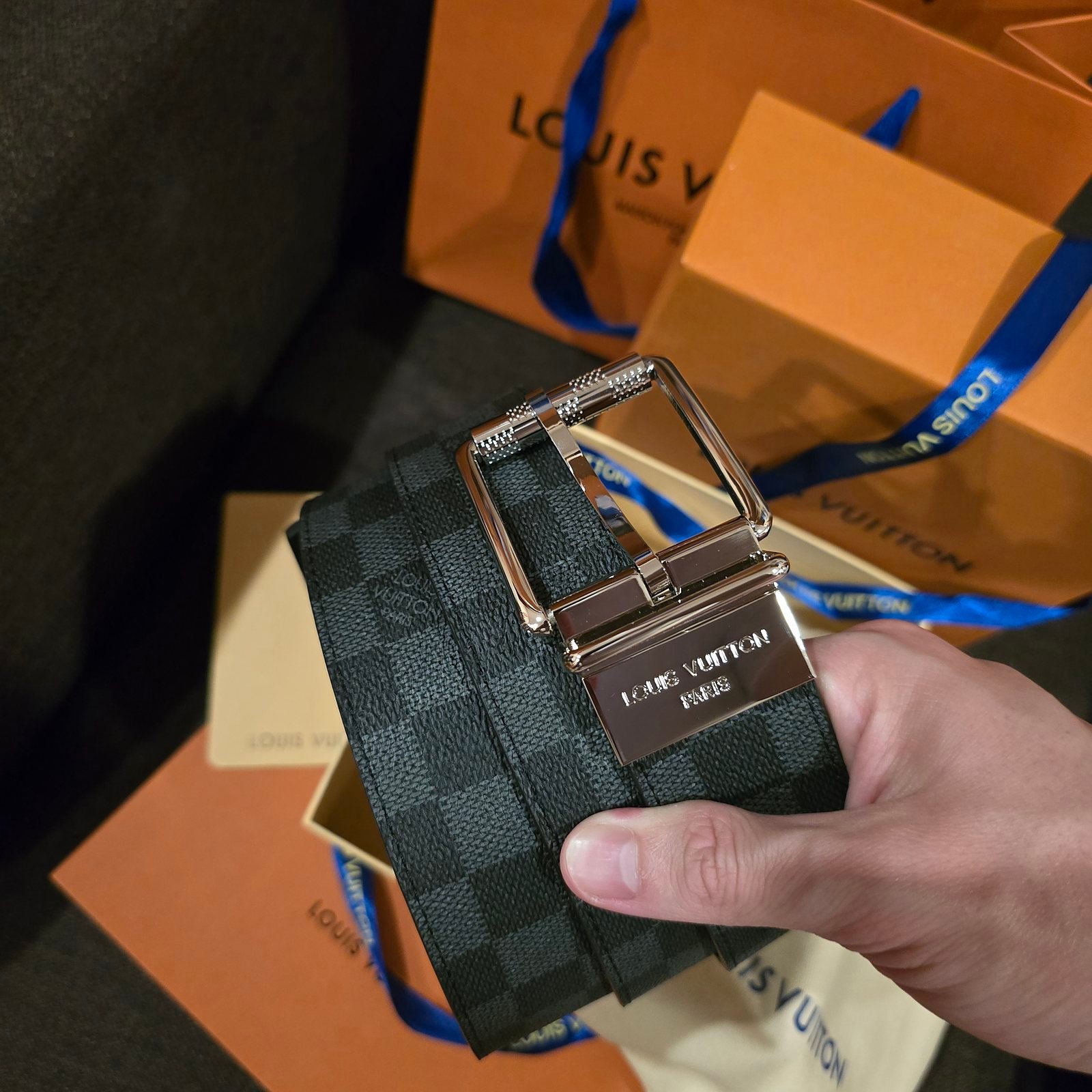 Louis Vuitton cinturón reversible Damier Graphite - Imagen 3