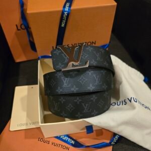 Louis Vuitton cinturón reversible Monogram Eclipse