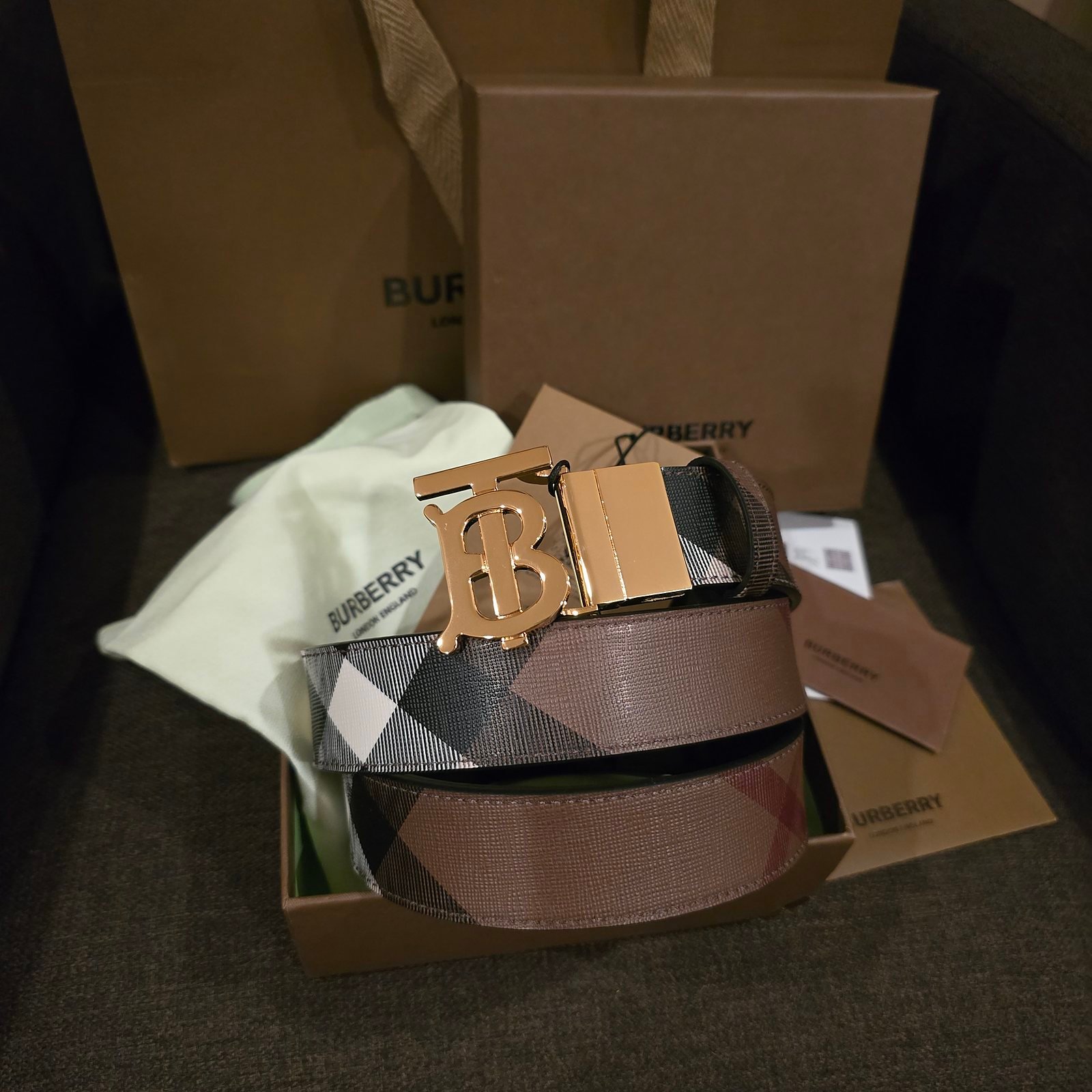 Burberry cinturón reversible Check café placa TB dorada - Imagen 2