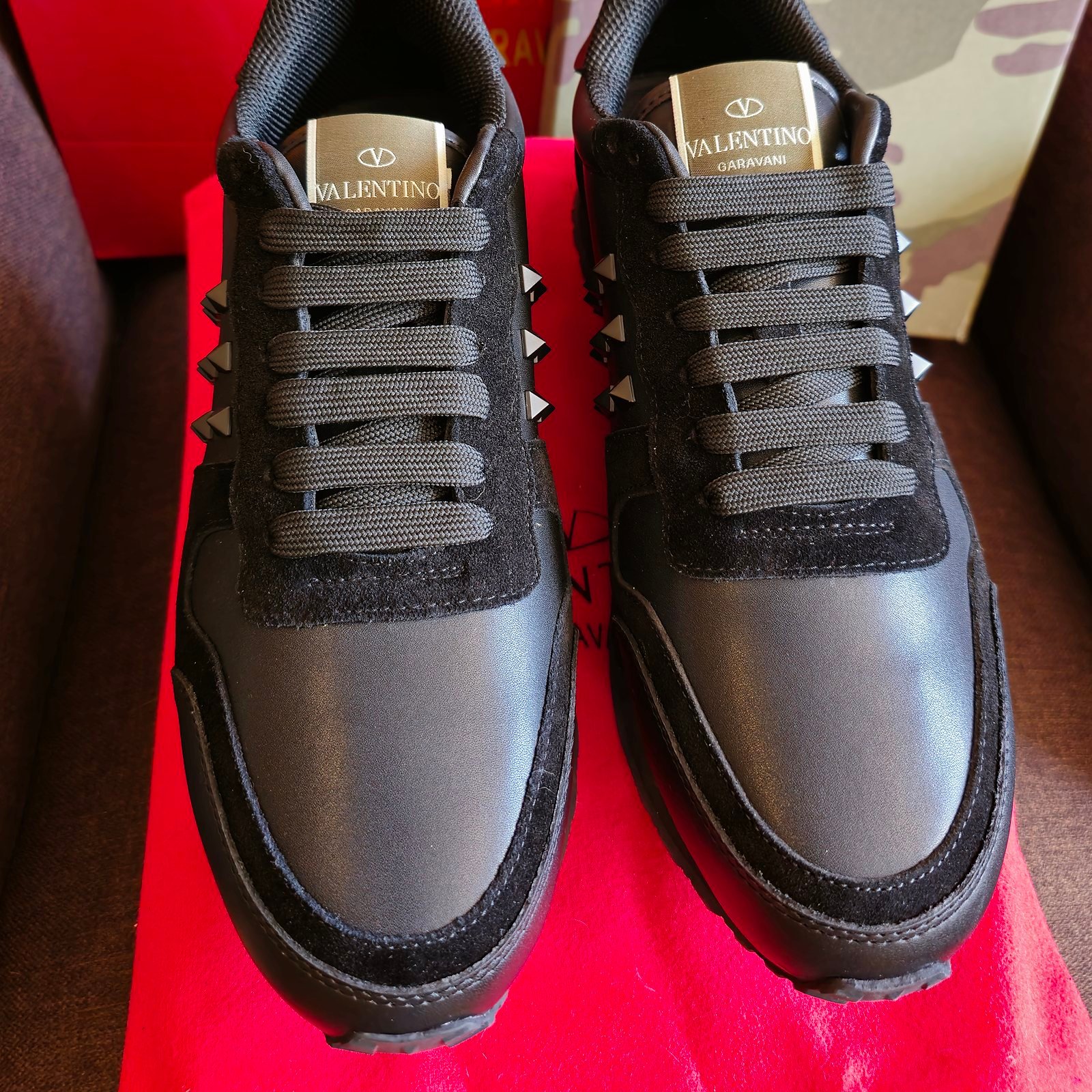 Valentino tenis Rockrunner negro con Rockstud - Imagen 2